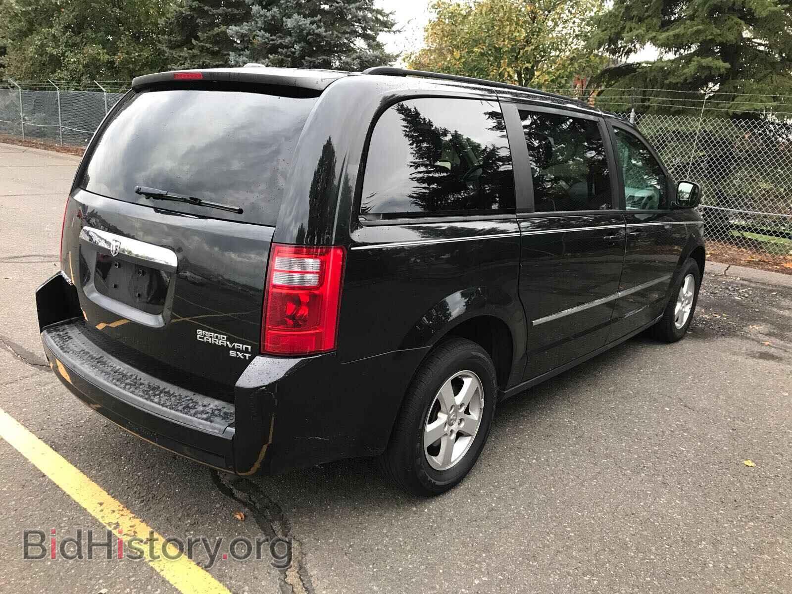 2010 DODGE CARAVAN - VIN: 2D4RN5D17AR483456 - Photo 4