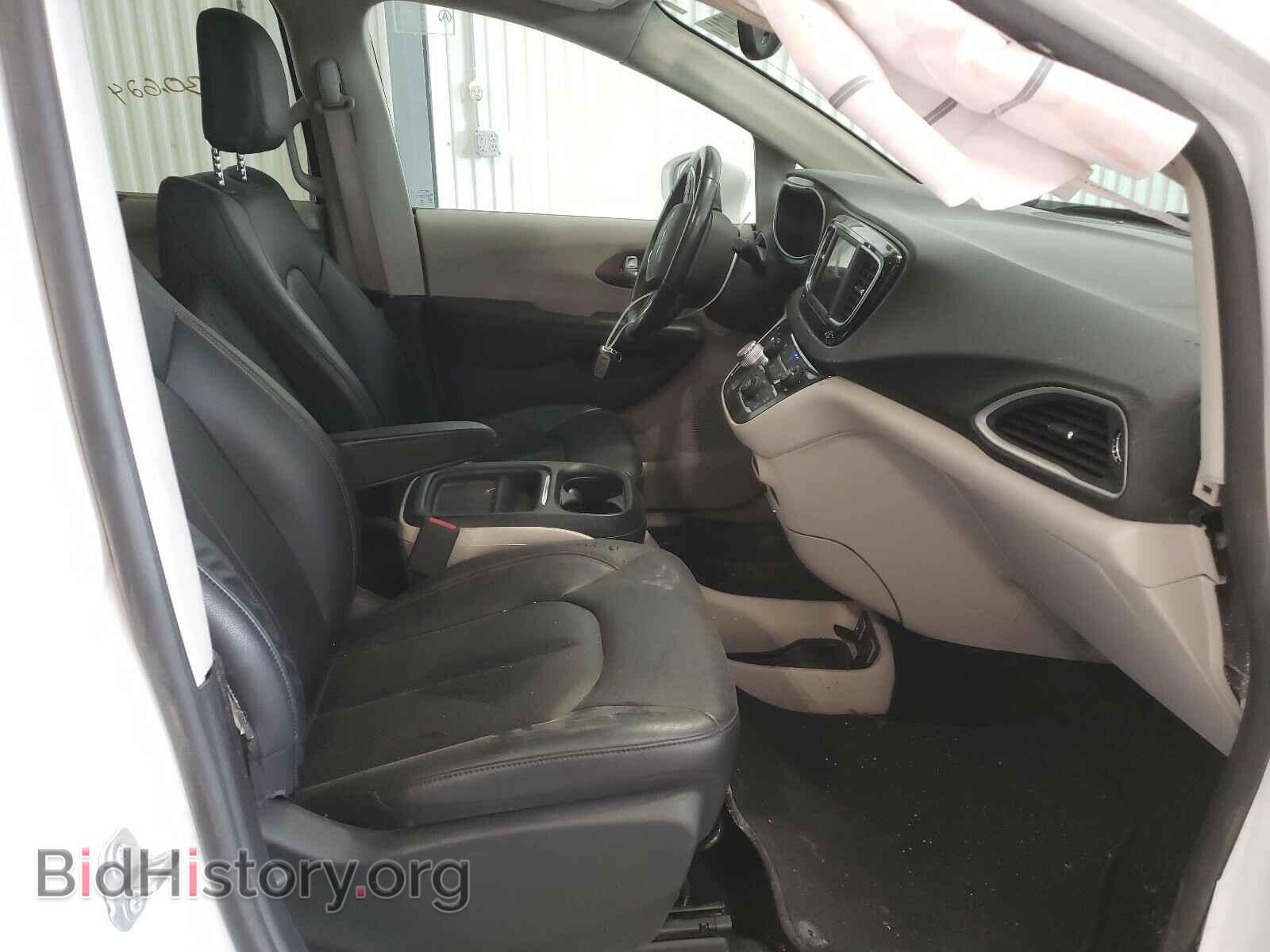 2019 CHRYSLER PACIFICA - VIN: 2C4RC1BG1KR526810 - Фото 5