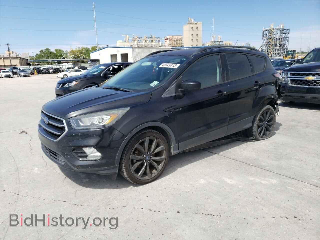 Фотография 1FMCU0GD2HUC43237 - FORD ESCAPE 2017