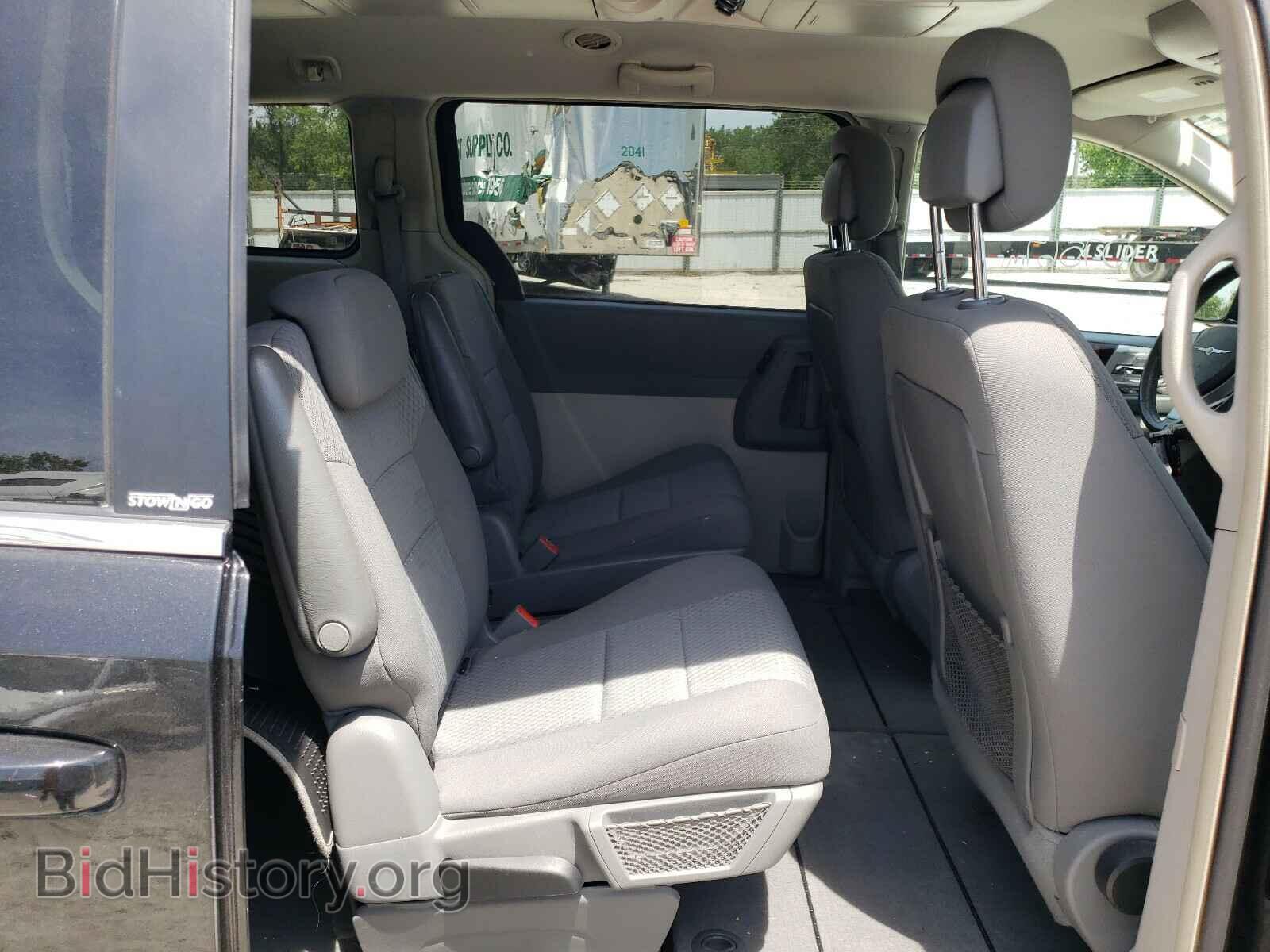 2010 CHRYSLER MINIVAN - VIN: 2A4RR5D17AR451571 - Фото 6