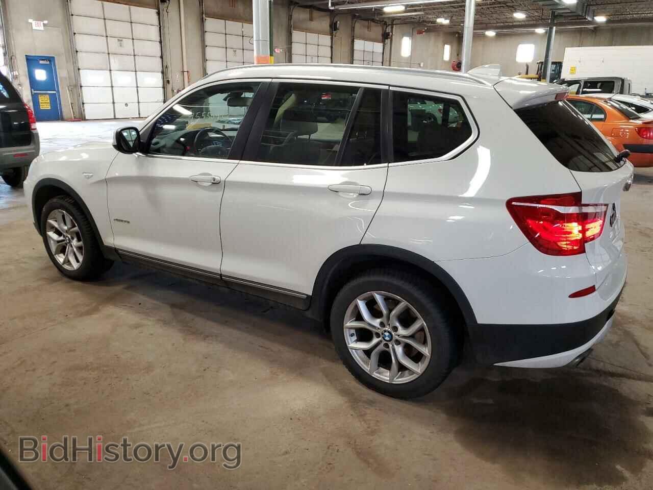 2011 BMW X3 - VIN: 5UXWX7C59BL732455 - Фото 2