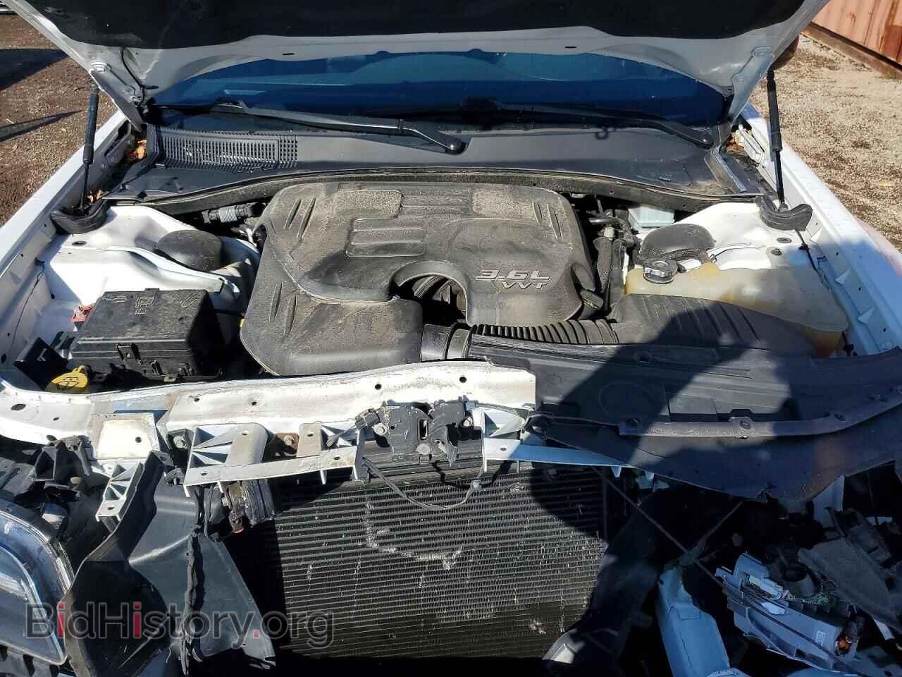 2018 CHRYSLER 300 - VIN: 2C3CCAGG2JH264934 - Фото 11