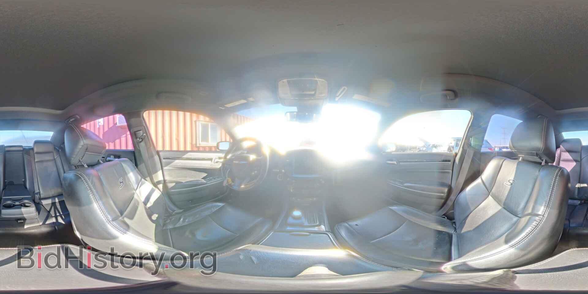 2018 CHRYSLER 300 - VIN: 2C3CCAGG2JH264934 - Фото 15