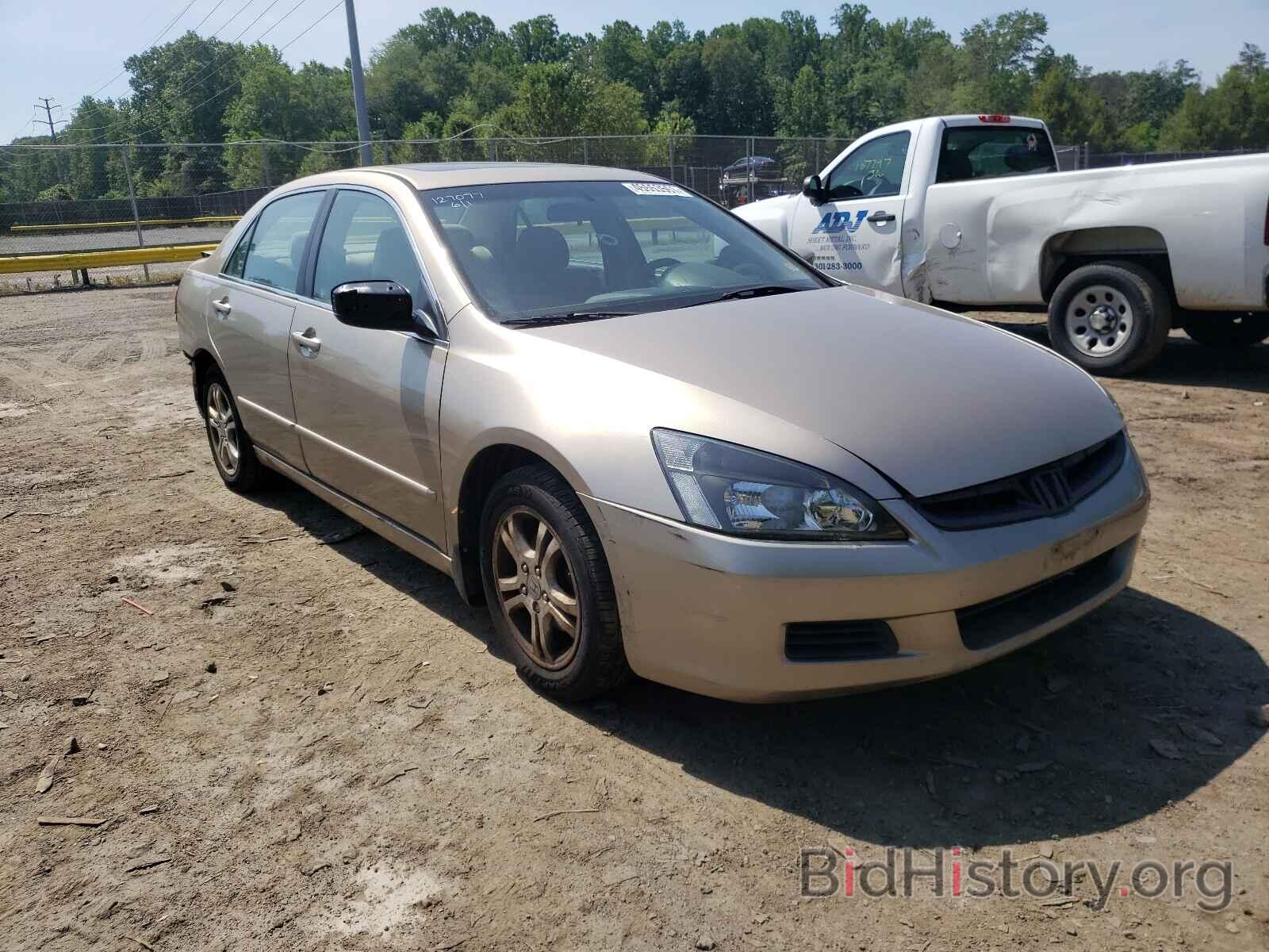 Photo 1HGCM56777A187858 - HONDA ACCORD 2007