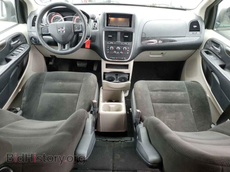 2016 Dodge CARAVAN (VIN 2C4RDGBGXGR284977) — photo 8 of 14