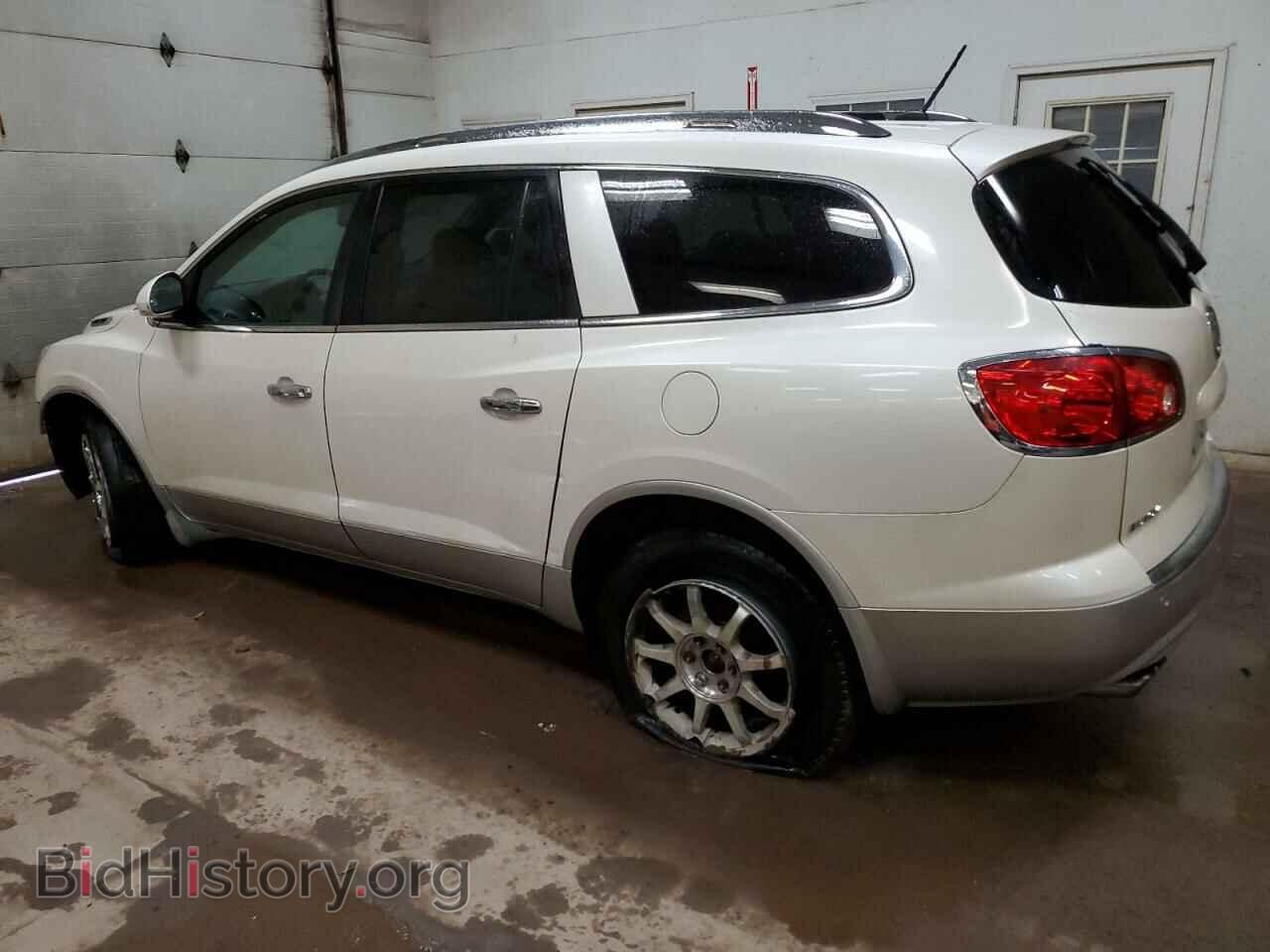 2012 BUICK ENCLAVE - VIN: 5GAKVDED9CJ102894 - Фото 2