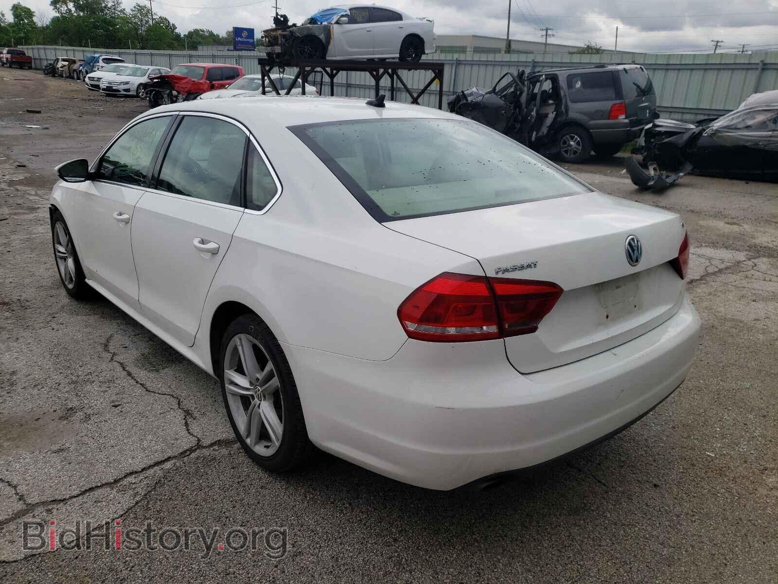 2012 VOLKSWAGEN PASSAT - VIN: 1VWBM7A37CC041868 - Фото 3
