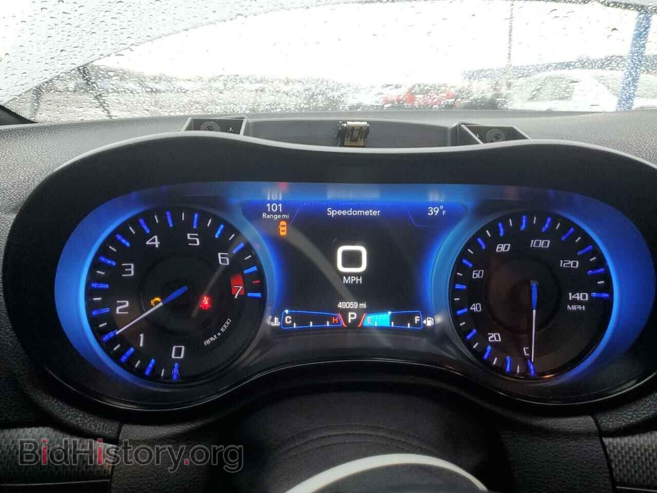 2016 CHRYSLER 300 - VIN: 2C3CCAGG5GH117077 - Фото 9