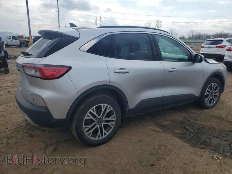 2020 Ford ESCAPE (VIN 1FMCU9H66LUC29094) — фото 3 из 15