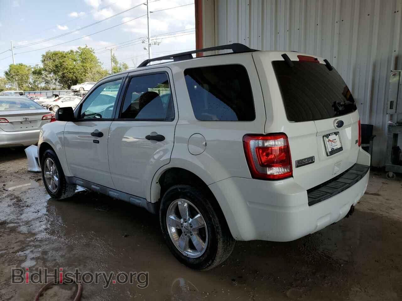 2010 FORD ESCAPE - VIN: 1FMCU0DG5AKA53352 - Фото 2