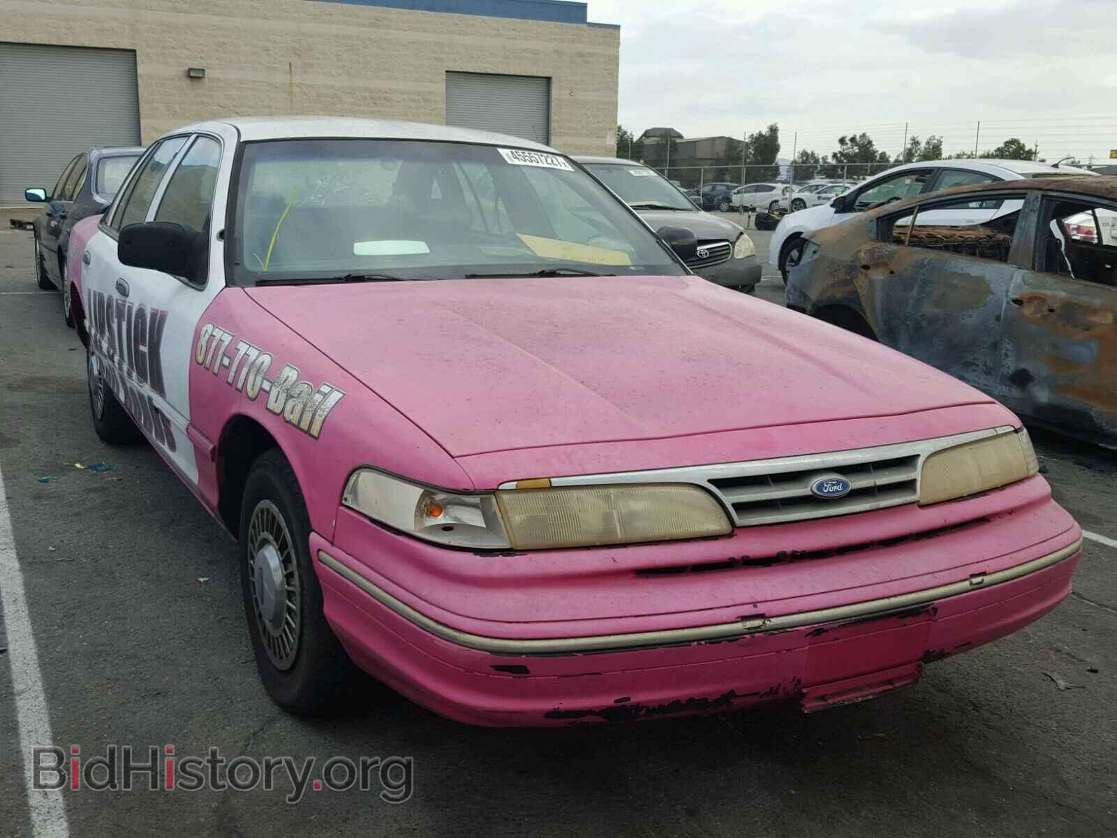 Photo 2FALP71W0TX124138 - FORD CROWN VIC 1996