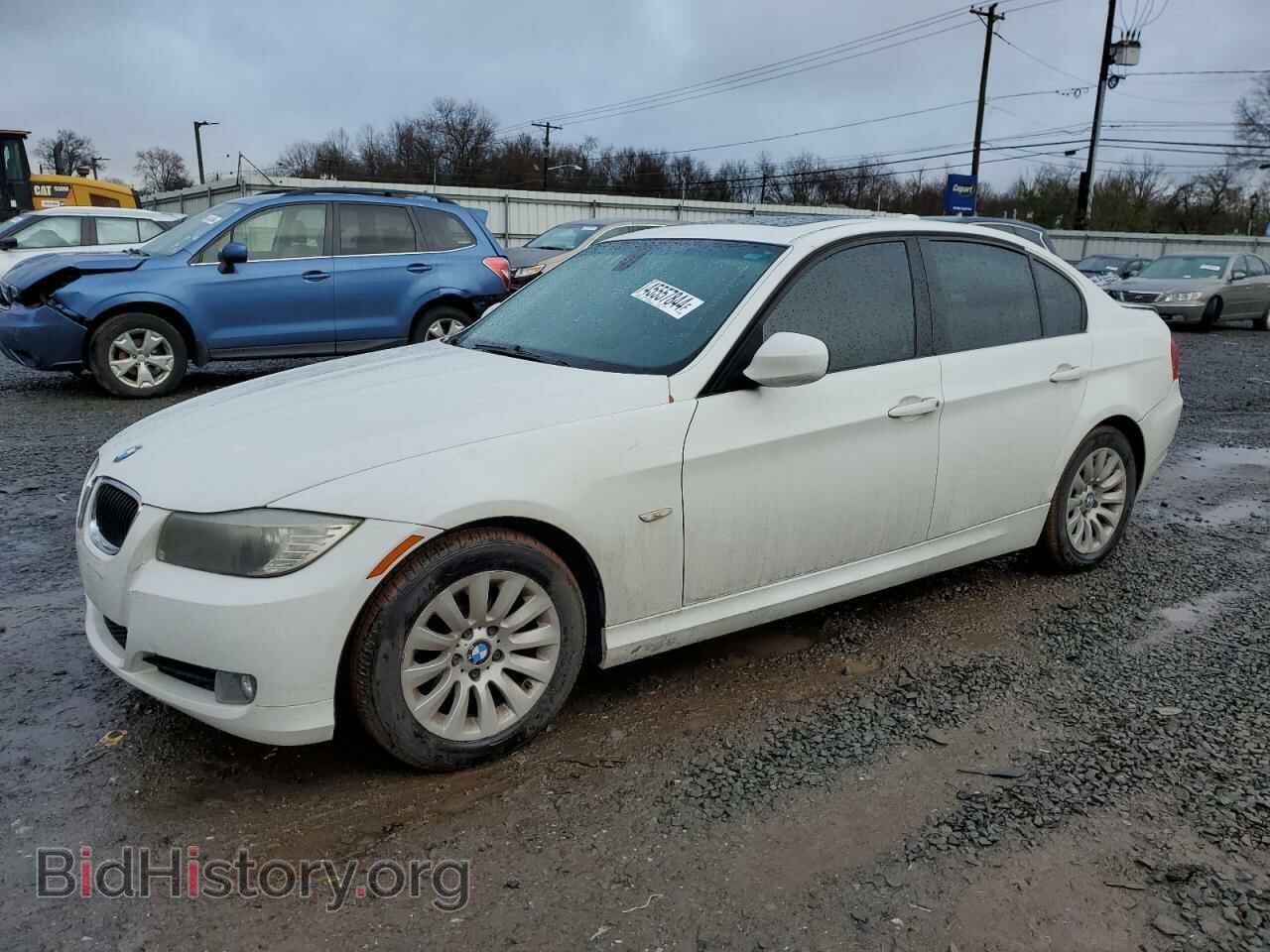 Photo WBAPH77509NL81556 - BMW 3 SERIES 2009