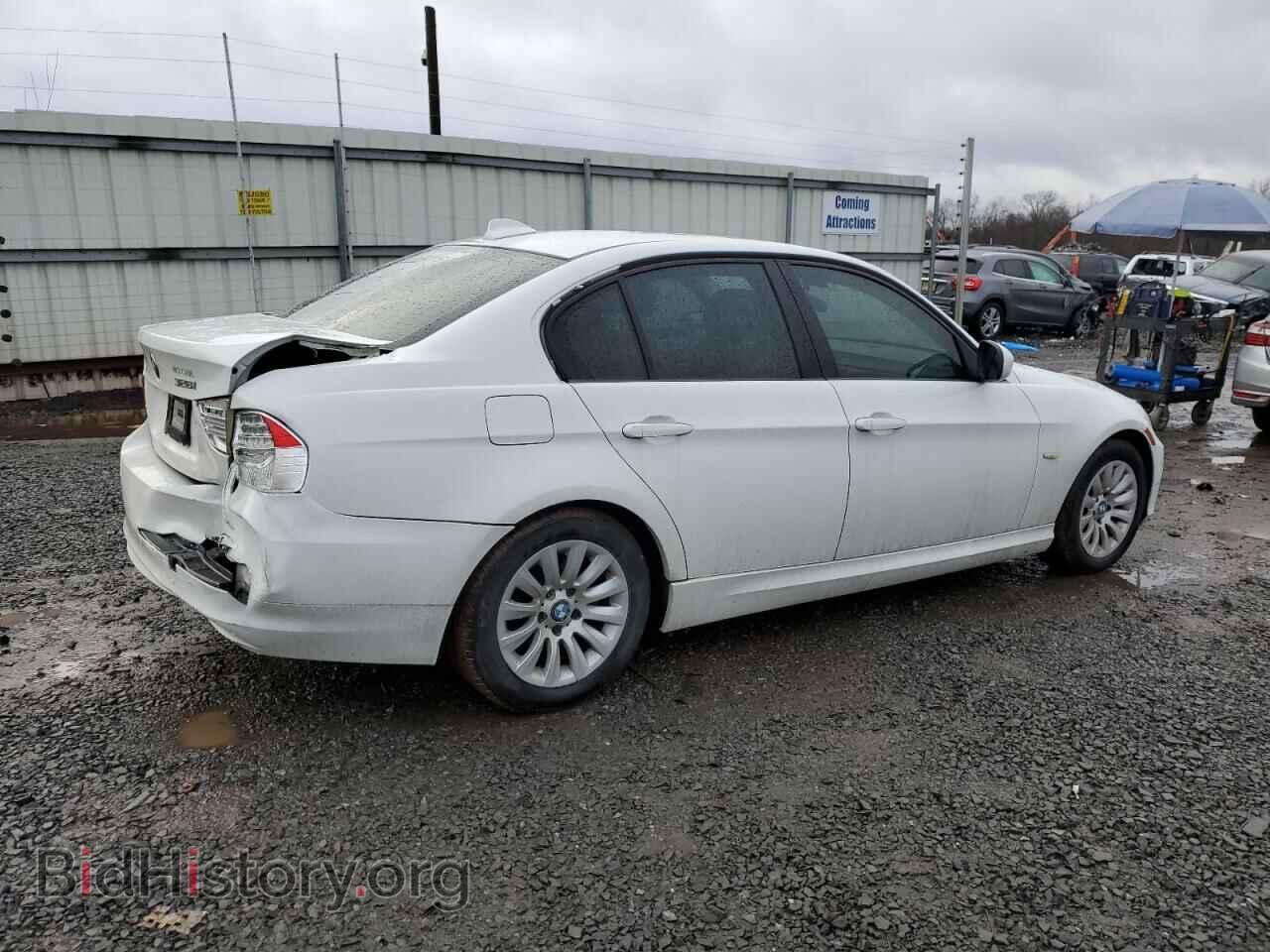 2009 BMW 3 SERIES - VIN: WBAPH77509NL81556 - Фото 3