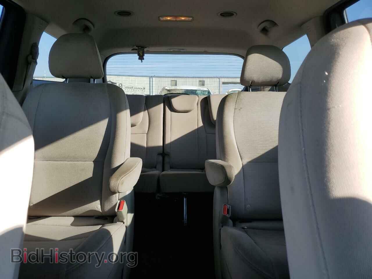 2015 KIA All Models - VIN: KNDMB5C15F6020716 - Фото 10