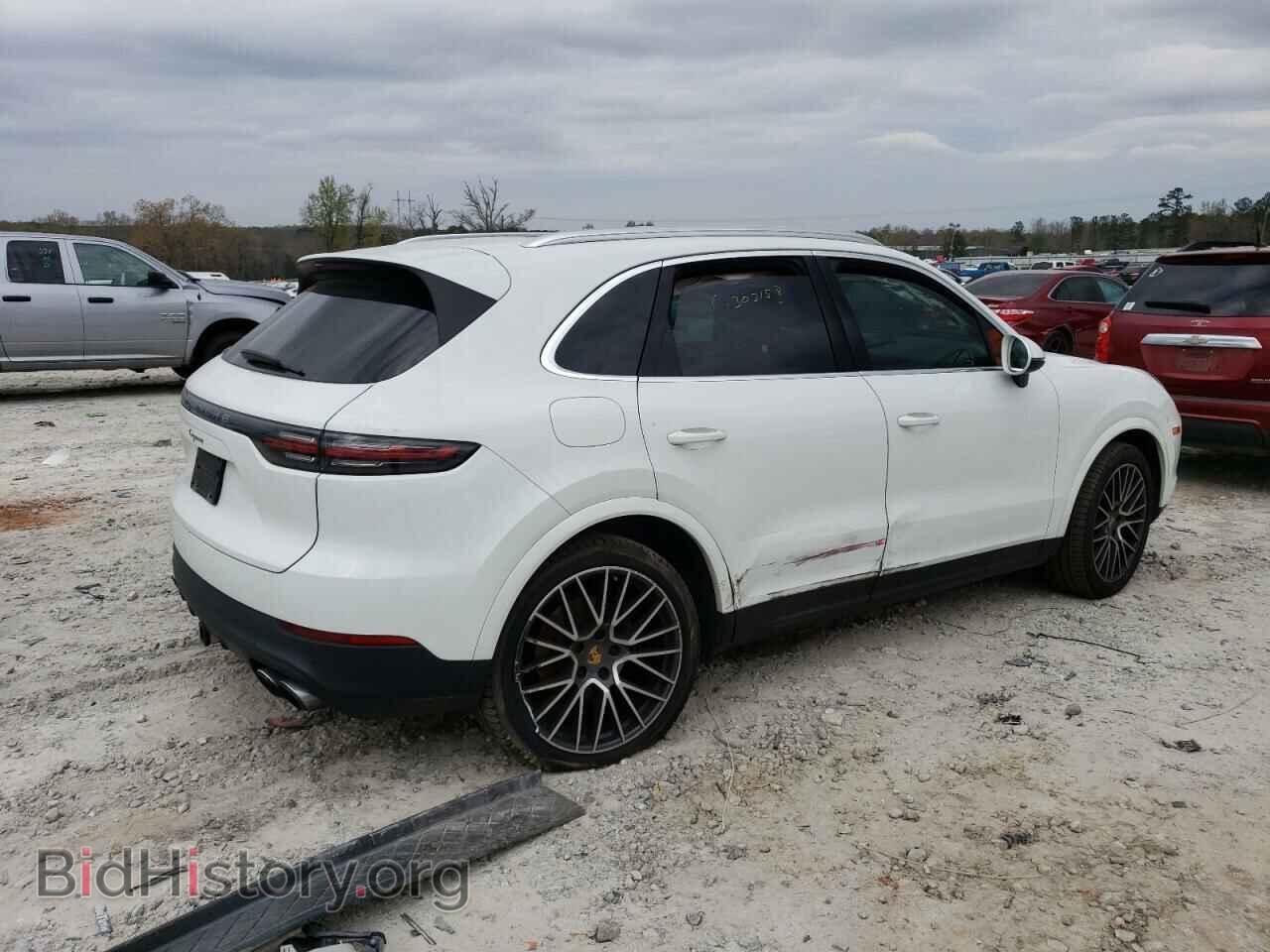 2019 PORSCHE CAYENNE - VIN: WP1AA2AY9KDA17536 - Photo 3