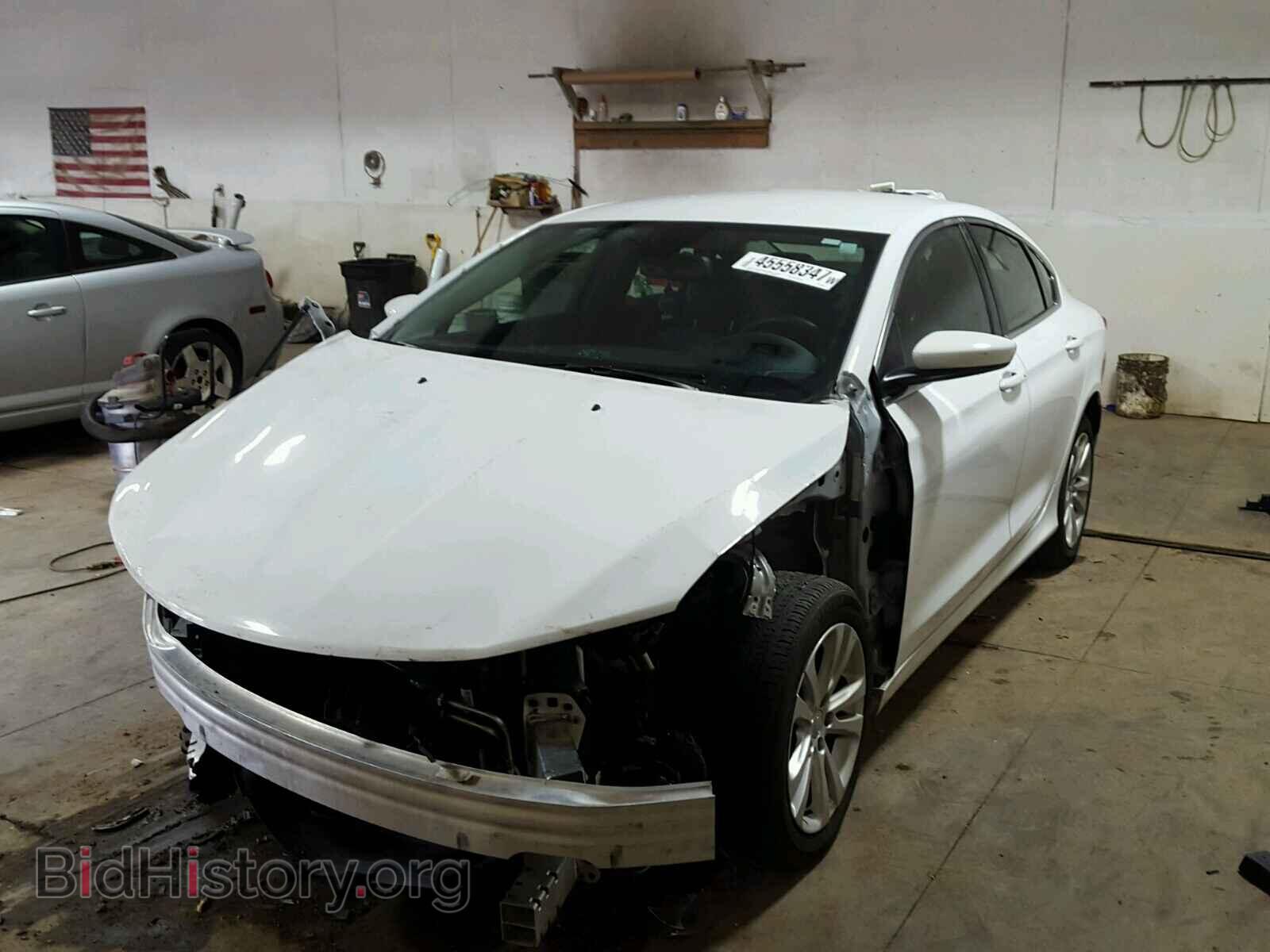 2016 CHRYSLER 200 - VIN: 1C3CCCAB4GN195379 - Фото 2