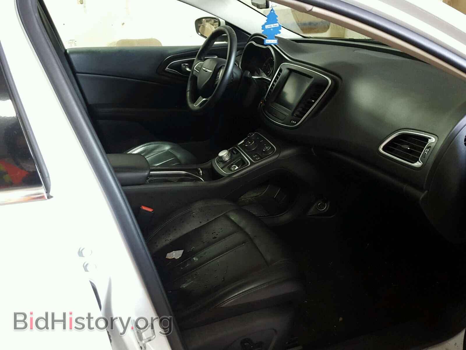 2016 CHRYSLER 200 - VIN: 1C3CCCAB4GN195379 - Фото 5