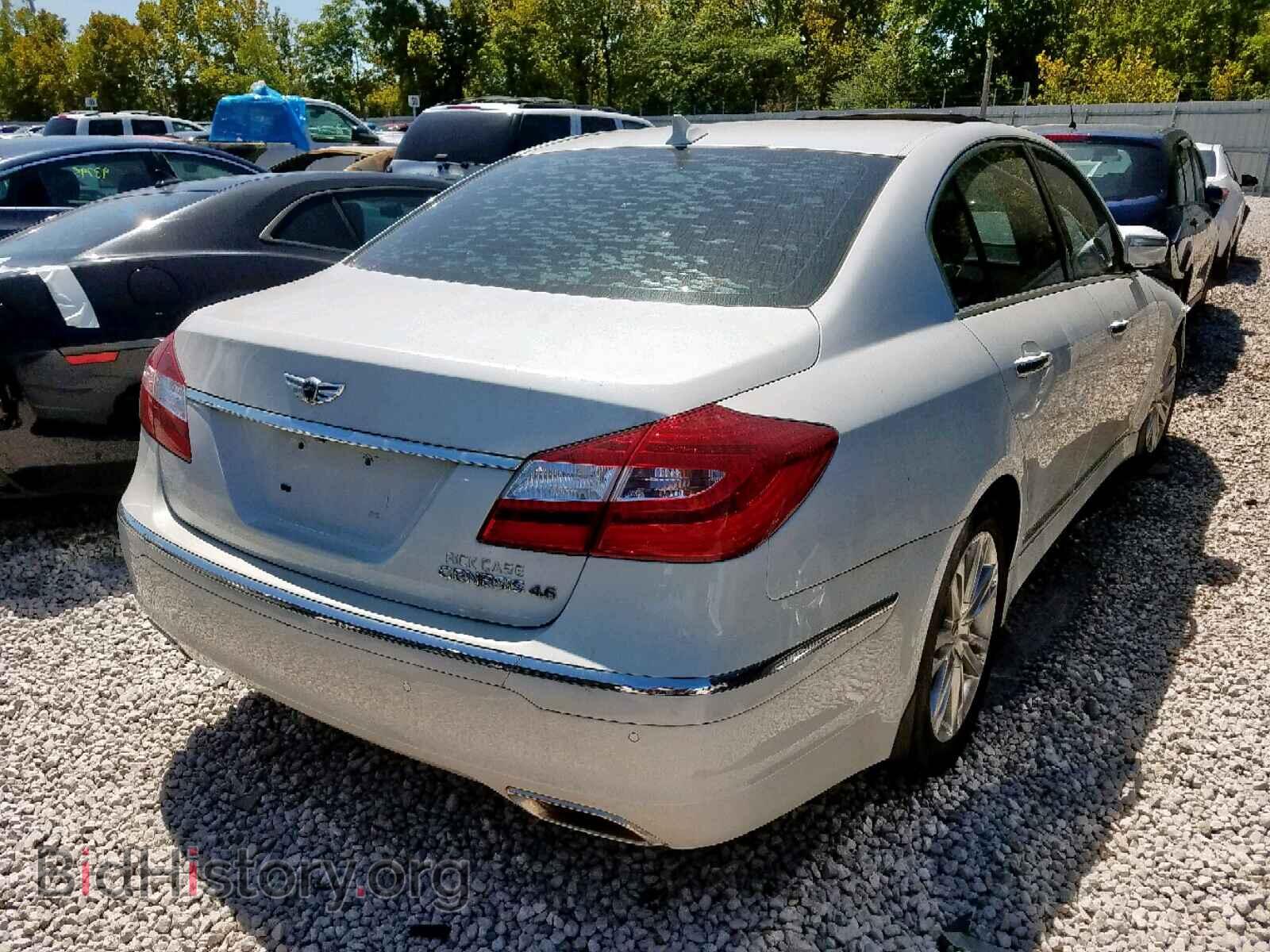 2012 HYUNDAI GENESIS - VIN: KMHGC4DF1CU183221 - Фото 4