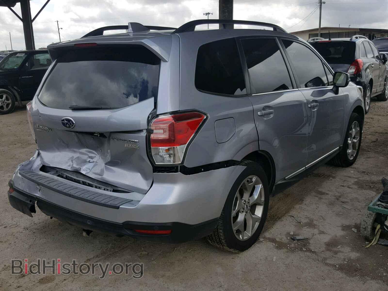 2017 SUBARU FORESTER - VIN: JF2SJAWC3HH563913 - Photo 4