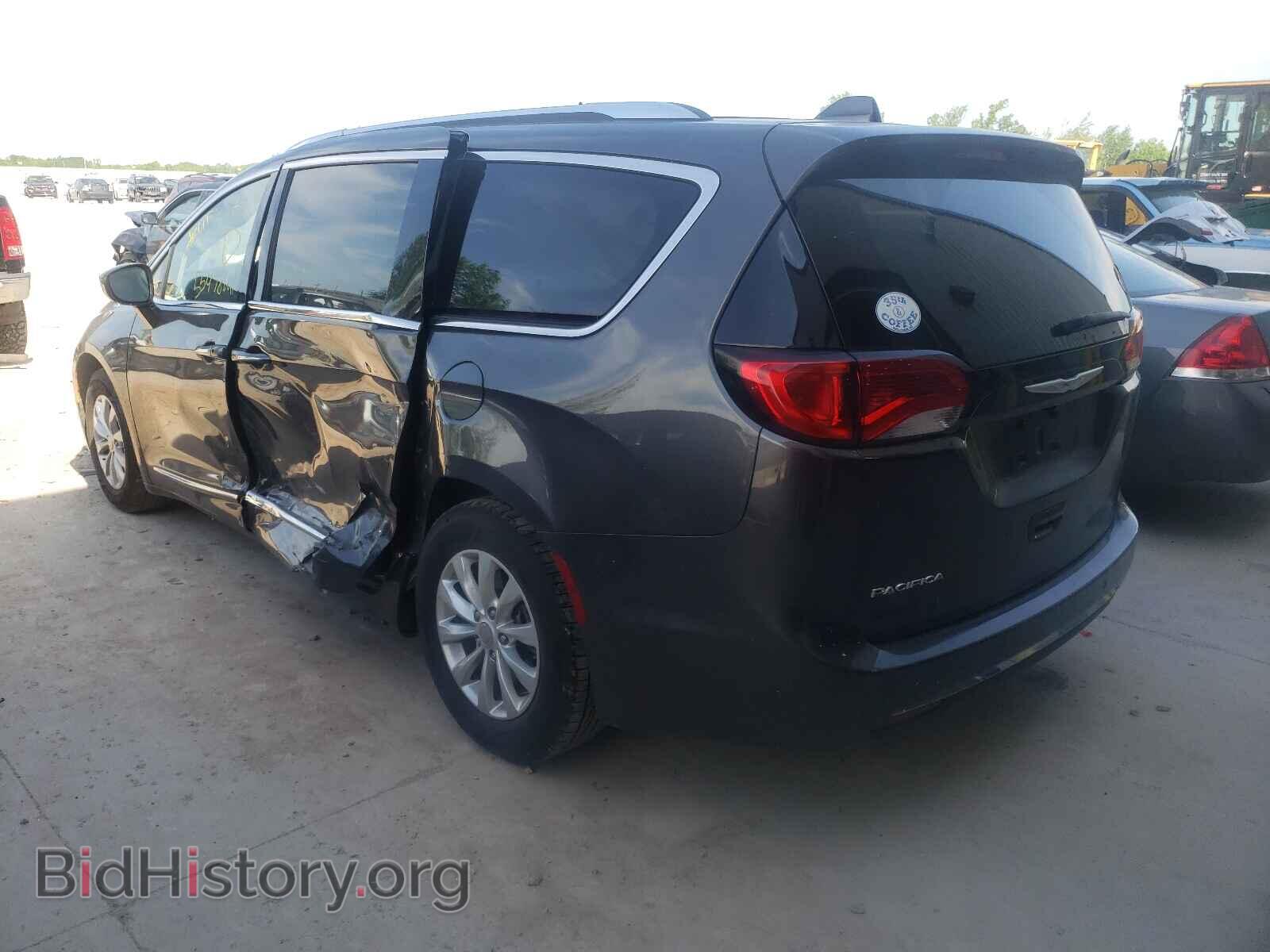 2018 CHRYSLER PACIFICA - VIN: 2C4RC1EG0JR136369 - Фото 3