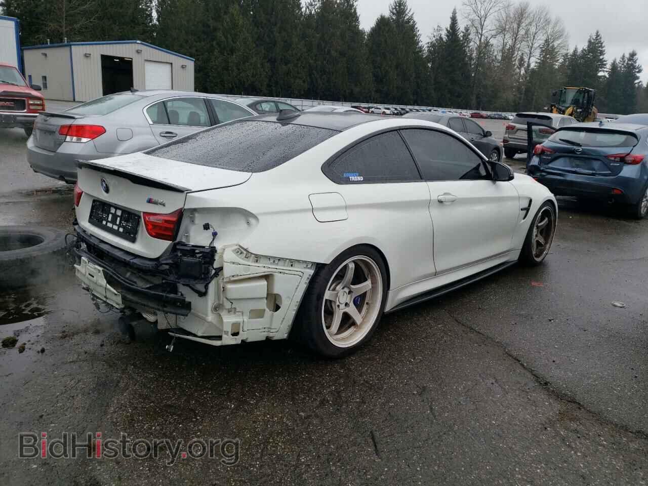 2015 BMW M4 - VIN: WBS3R9C53FK332387 - Фото 3