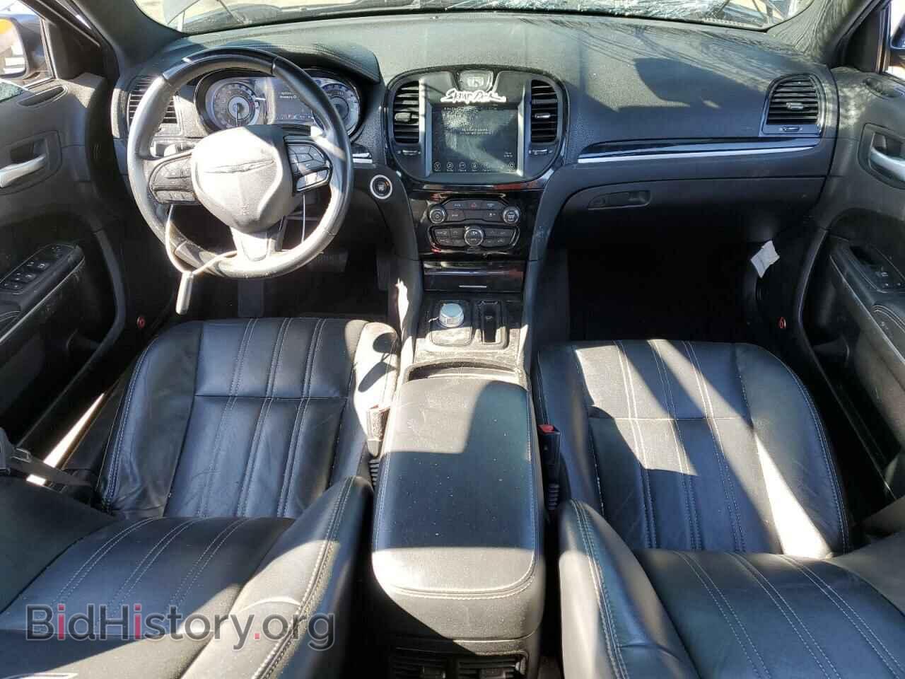 2017 CHRYSLER 300 - VIN: 2C3CCABG3HH663272 - Фото 8