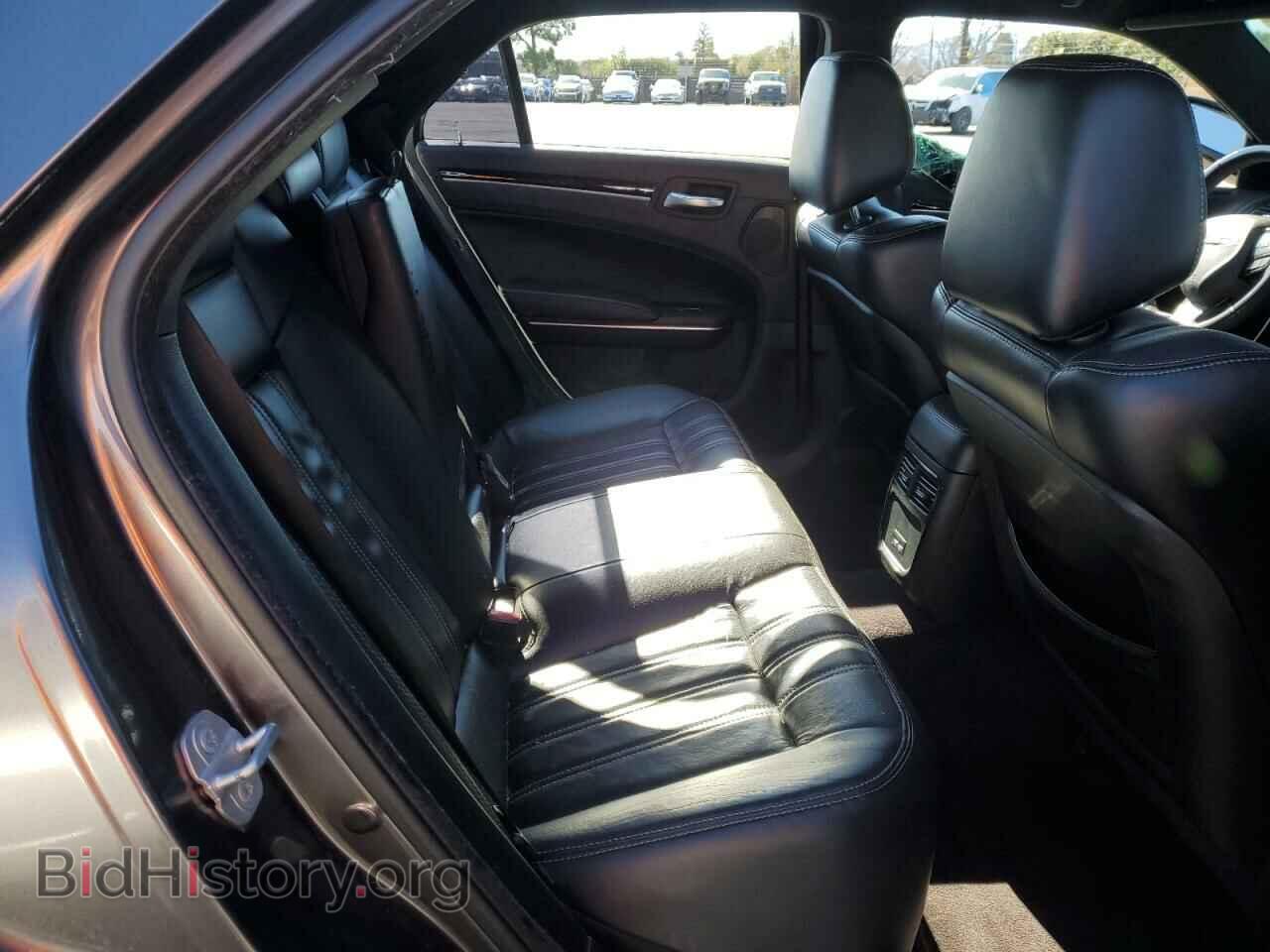 2017 CHRYSLER 300 - VIN: 2C3CCABG3HH663272 - Фото 10