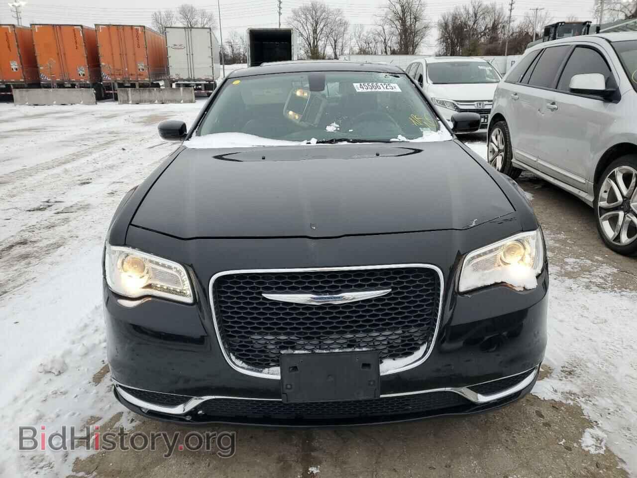 2017 CHRYSLER 300 - VIN: 2C3CCARG5HH538912 - Фото 5