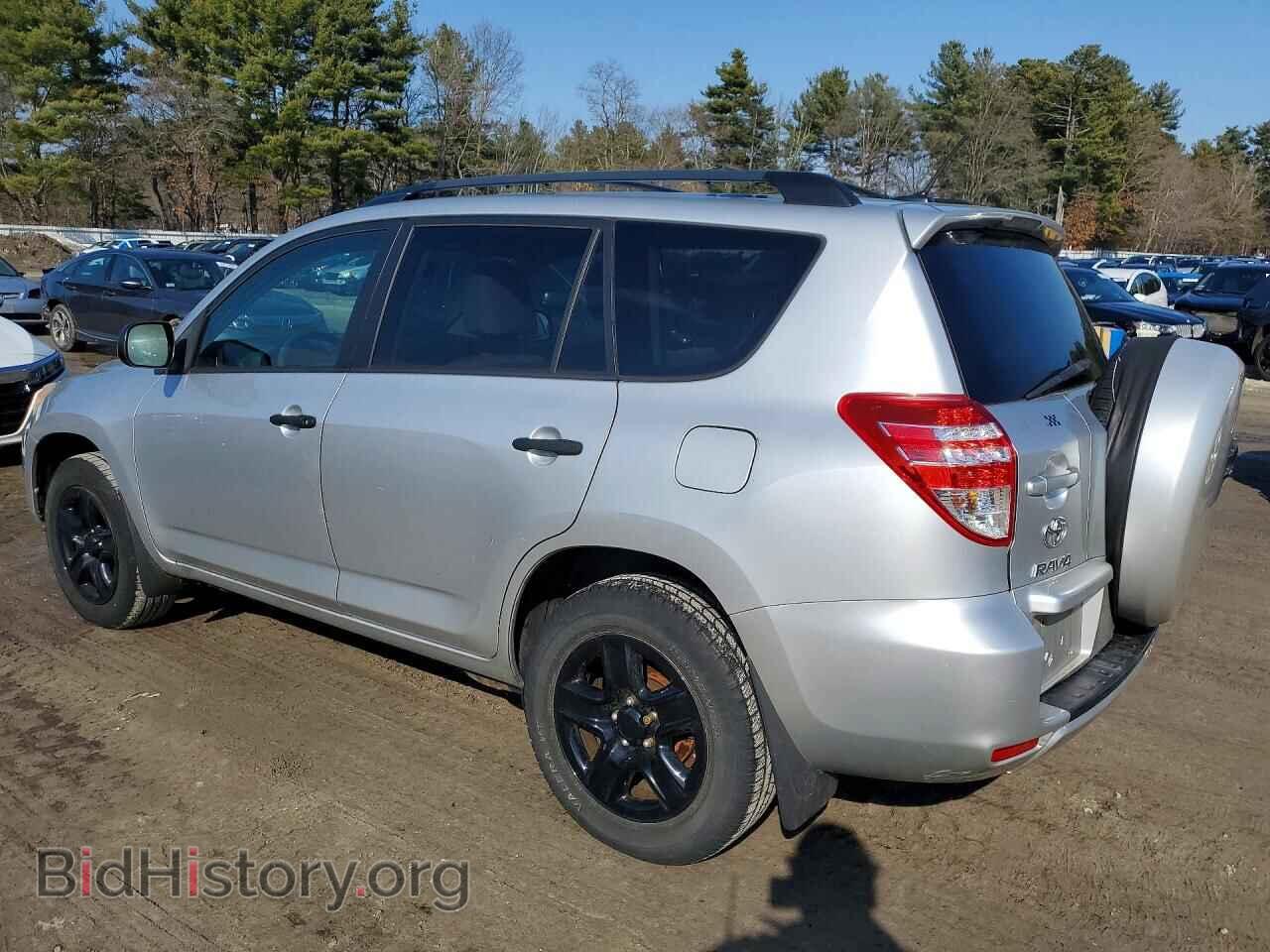 2011 TOYOTA RAV4 - VIN: 2T3BF4DV8BW116551 - Фото 2