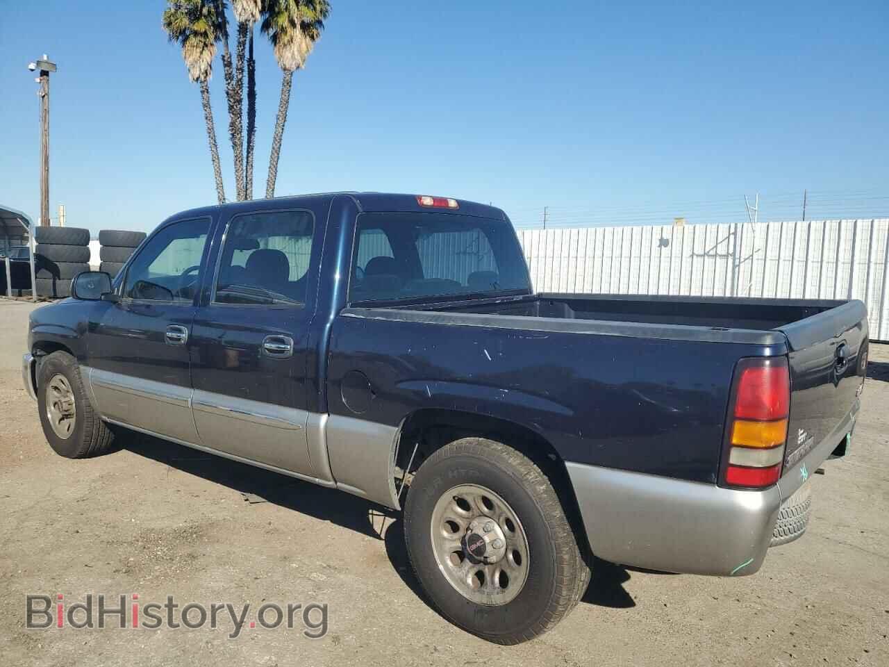 2006 GMC All Models - VIN: 2GTEC13V061271650 - Photo 2