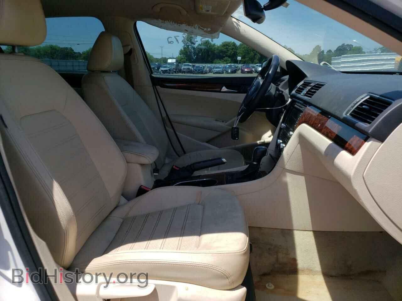 2013 VOLKSWAGEN PASSAT - VIN: 1VWCH7A32DC004897 - Фото 5