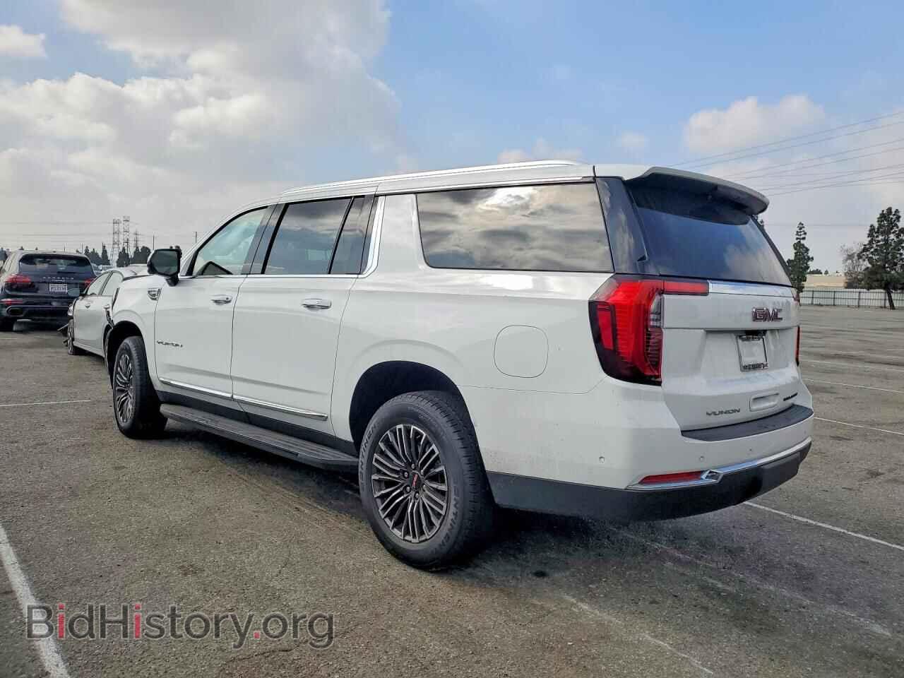2025 GMC YUKON - VIN: 1GKS2GRD2SR366580 - Photo 2