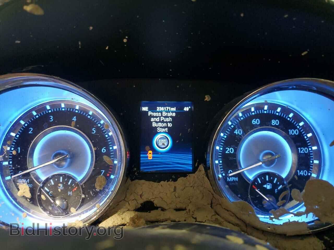 2013 CHRYSLER 300 - VIN: 2C3CCAAG0DH588249 - Фото 9