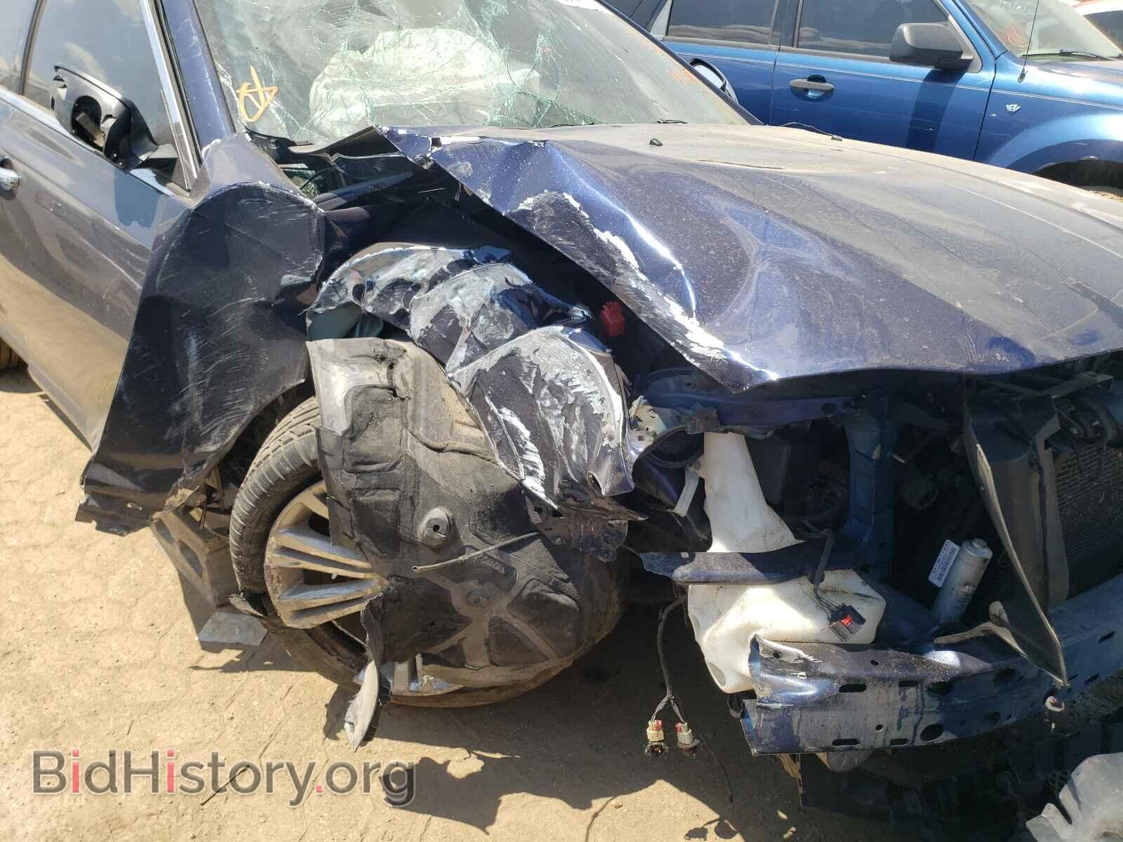 2014 CHRYSLER 300 - VIN: 2C3CCAET7EH146044 - Фото 9