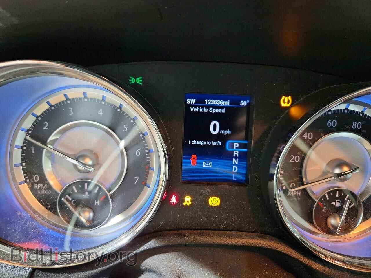 2014 CHRYSLER 300 - VIN: 2C3CCAAGXEH232585 - Фото 9