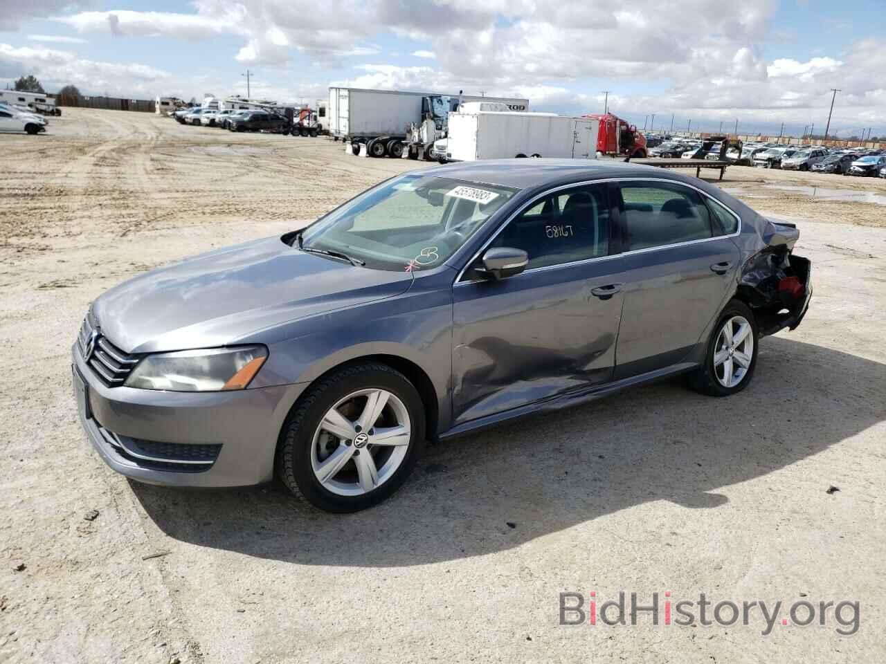 Photo 1VWBP7A30DC065275 - VOLKSWAGEN PASSAT 2013