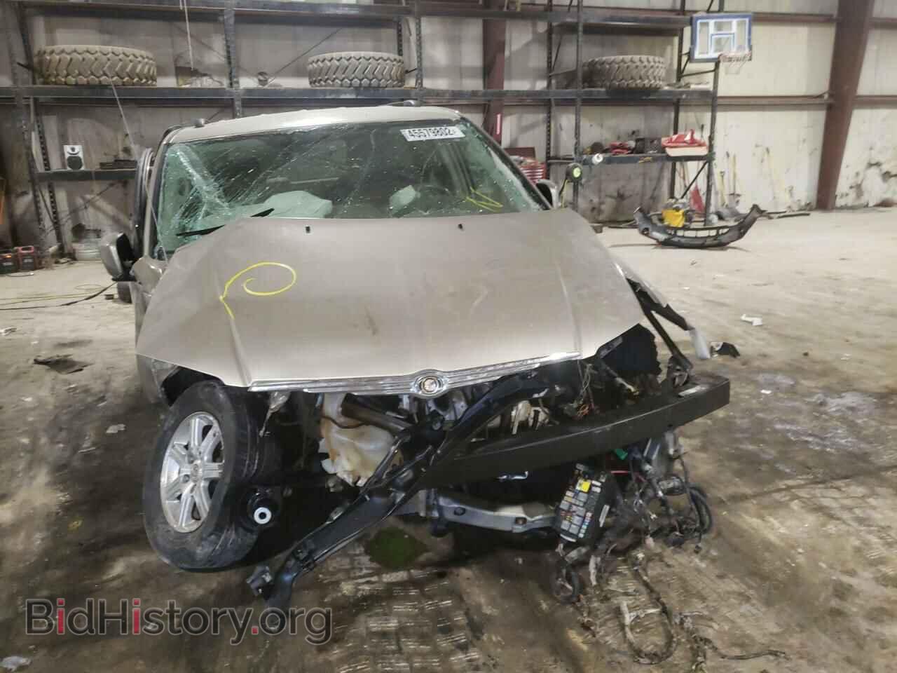 2008 CHRYSLER MINIVAN - VIN: 2A8HR54P48R636637 - Фото 9