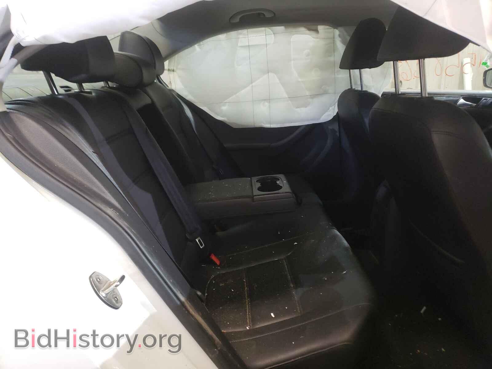 2017 VOLKSWAGEN JETTA - VIN: 3VWL17AJ4HM234366 - Photo 6