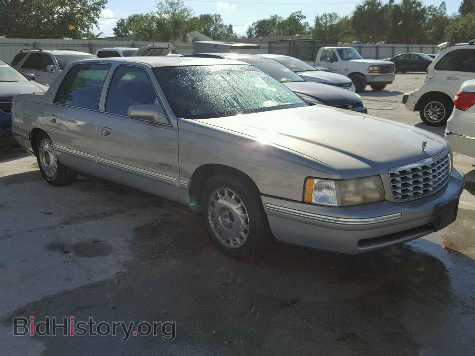 Photo 1G6KD54Y4WU771270 - CADILLAC DEVILLE 1998