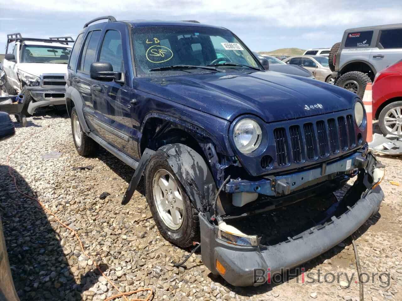 Photo 1J4GL48K36W252103 - JEEP LIBERTY 2006