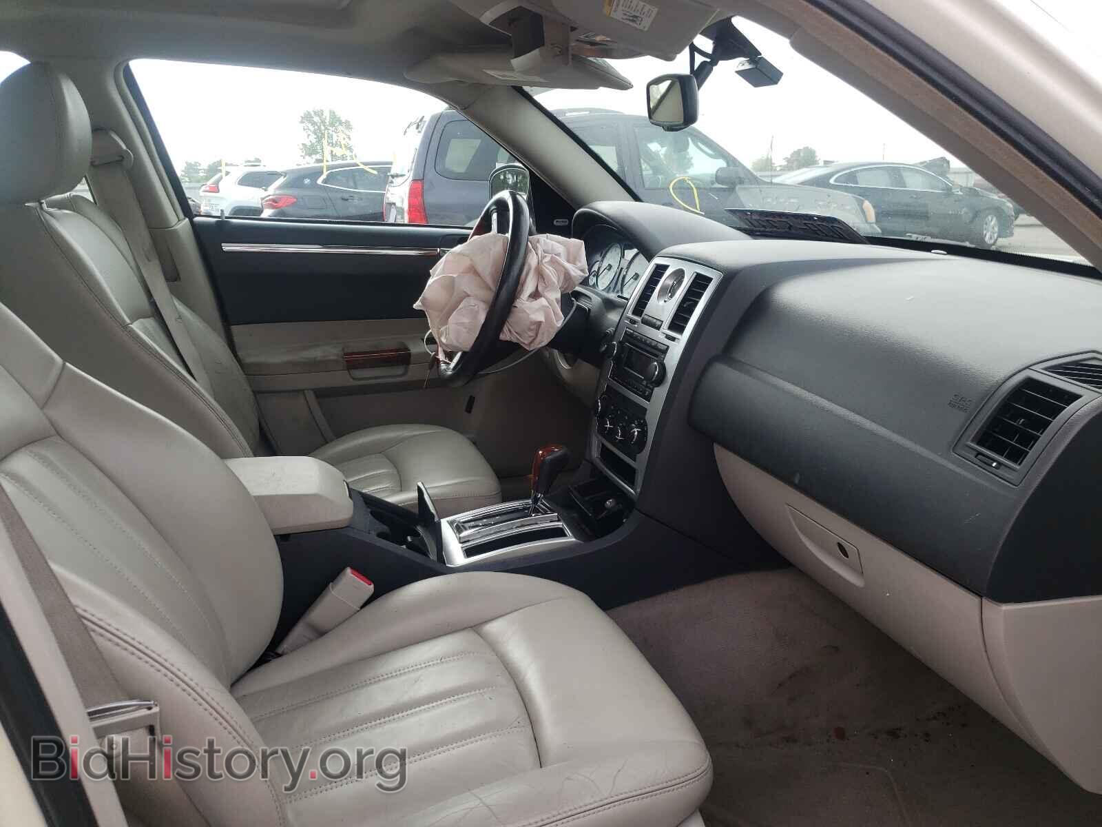 2006 CHRYSLER 300 - VIN: 2C3KA63H26H216970 - Фото 5