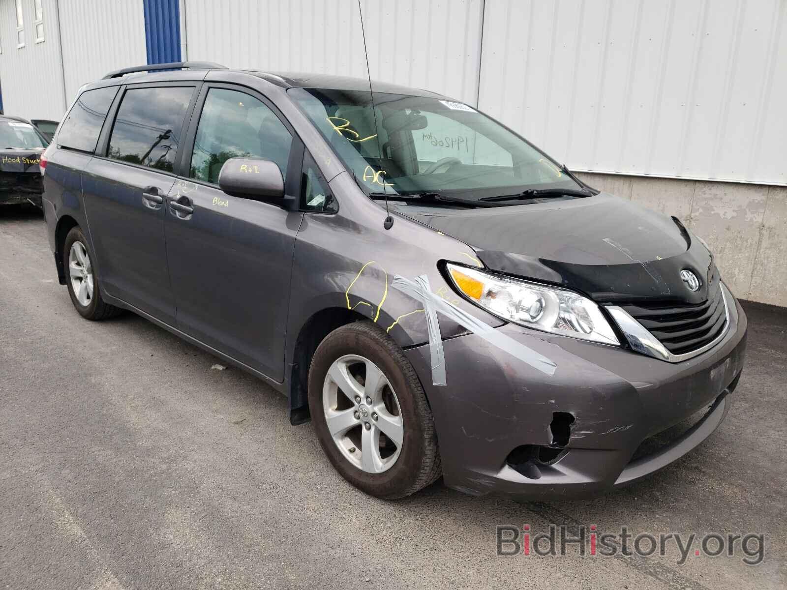 Фотография 5TDKK3DC0BS163692 - TOYOTA SIENNA 2011