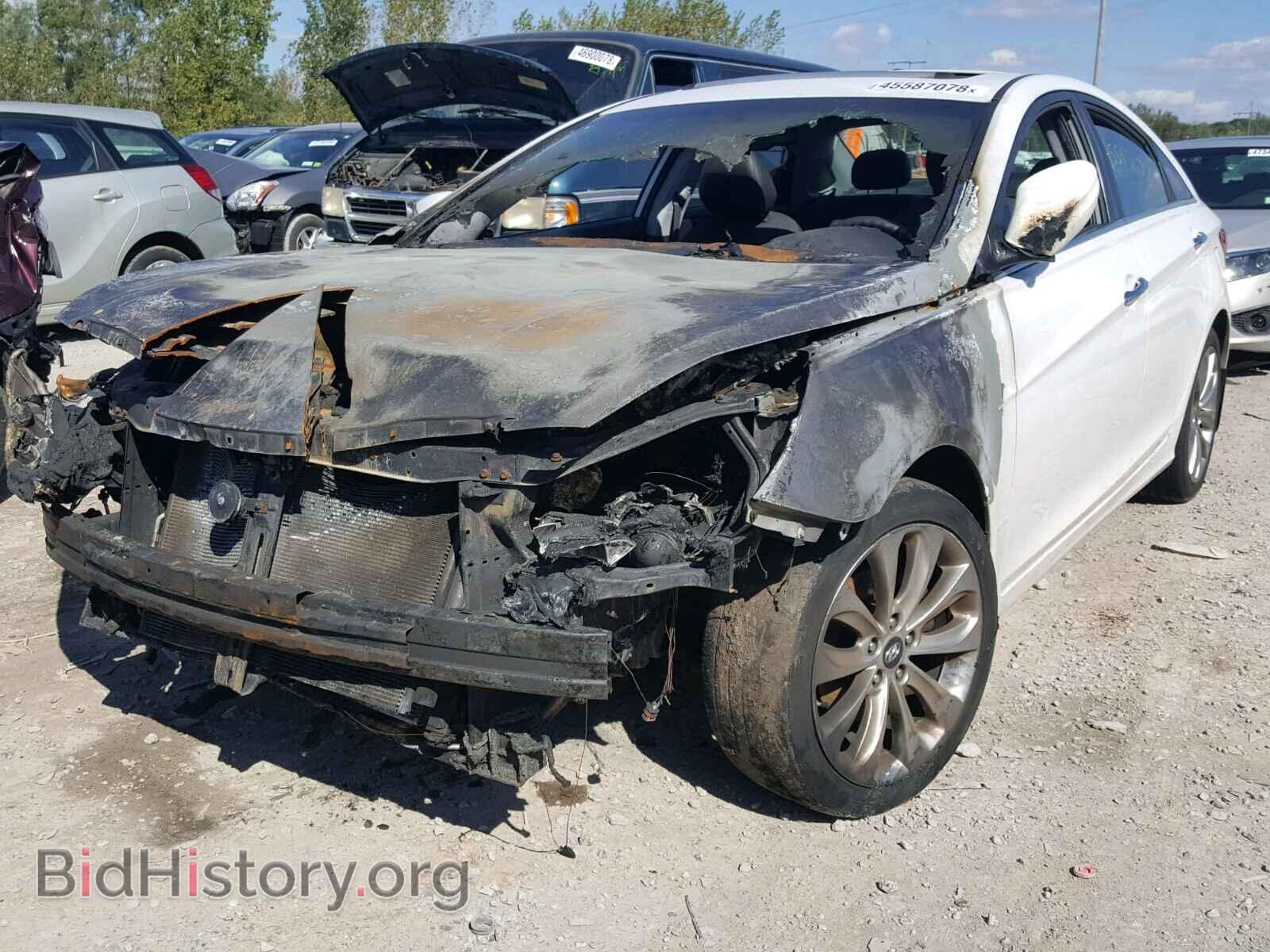 2012 HYUNDAI SONATA - VIN: 5NPEC4AC0CH409099 - Фото 2
