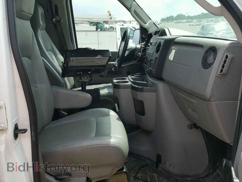 2010 Ford ECONOLINE (VIN 1FTNE2EL7ADA60194) — фото 5 из 10