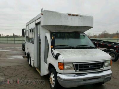 2006 Ford ECONOLINE, white — VIN 1FDWE35PX6HB23796, Copart
