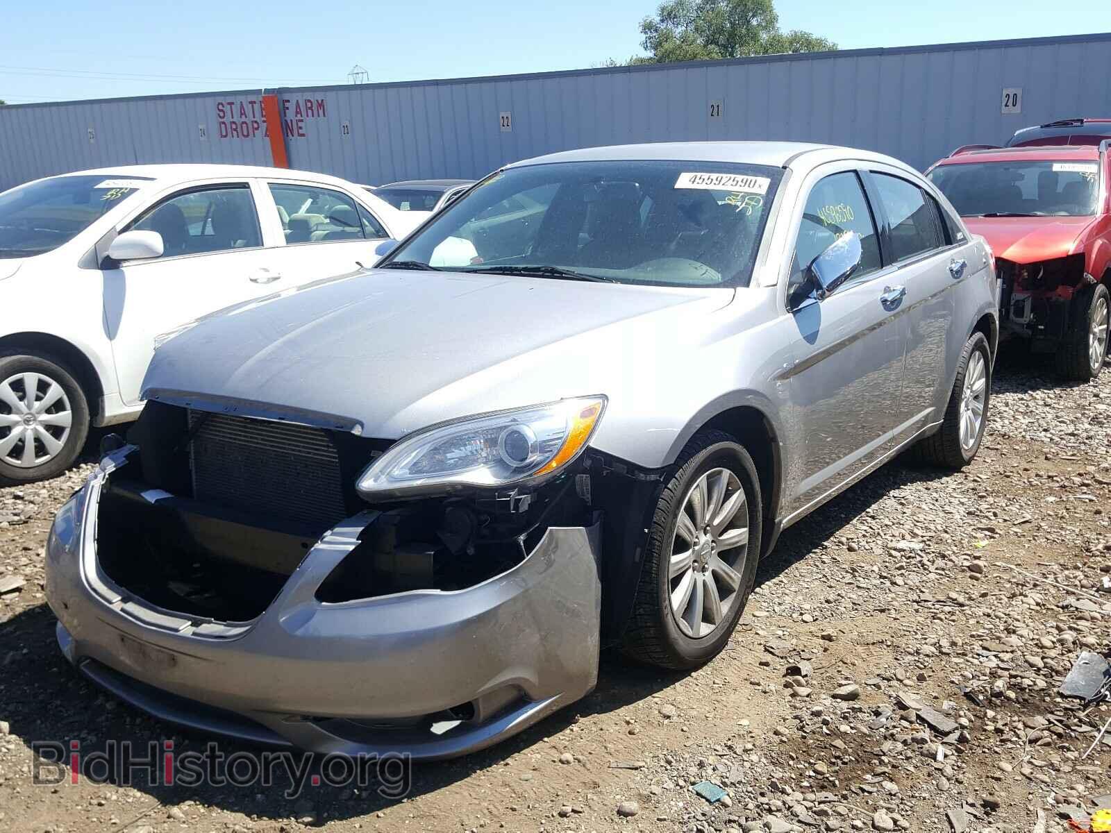 2014 CHRYSLER 200 - VIN: 1C3CCBCG4EN159059 - Фото 2