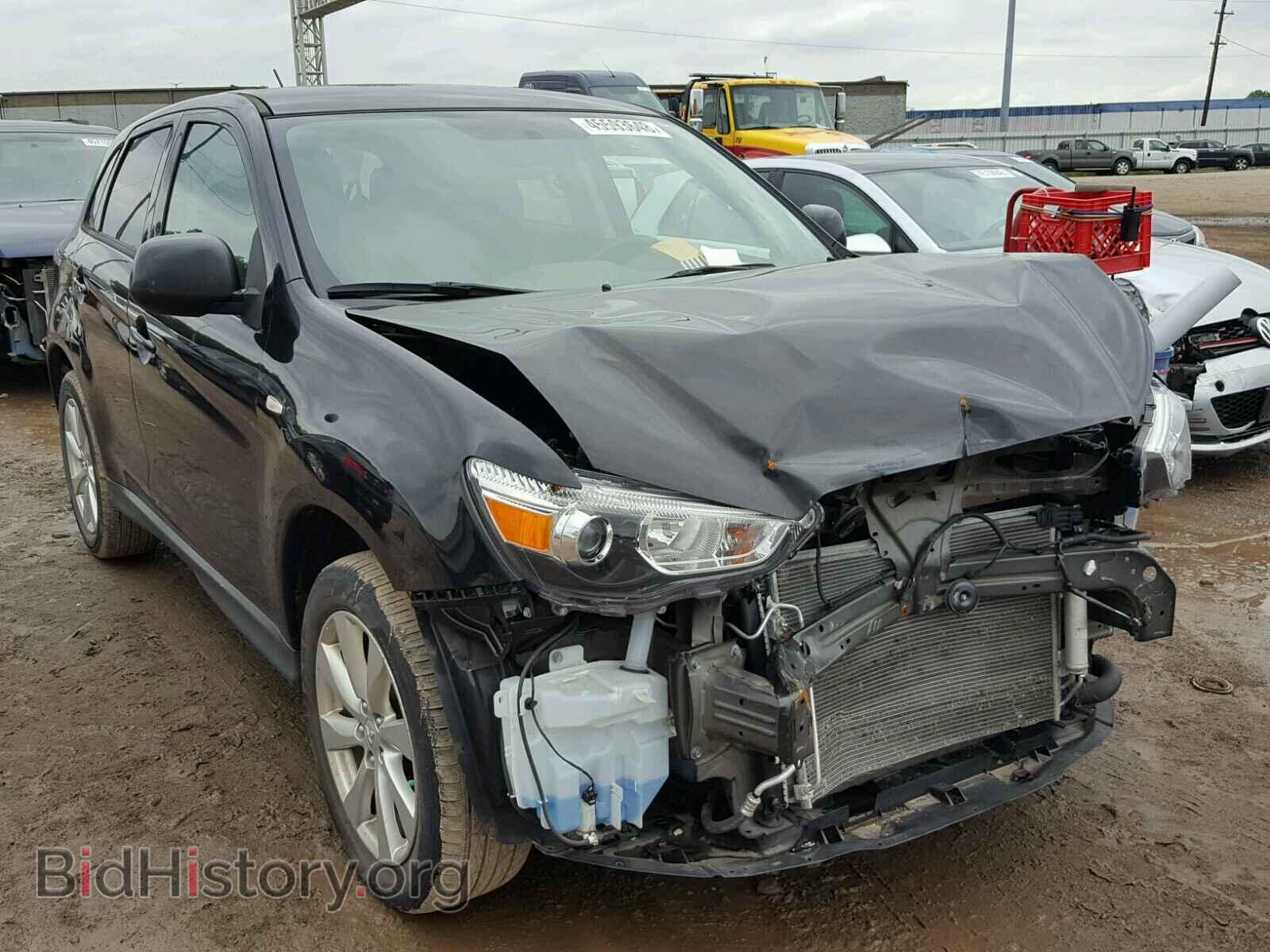 Photo  - MITSUBISHI OUTLANDER 2015
