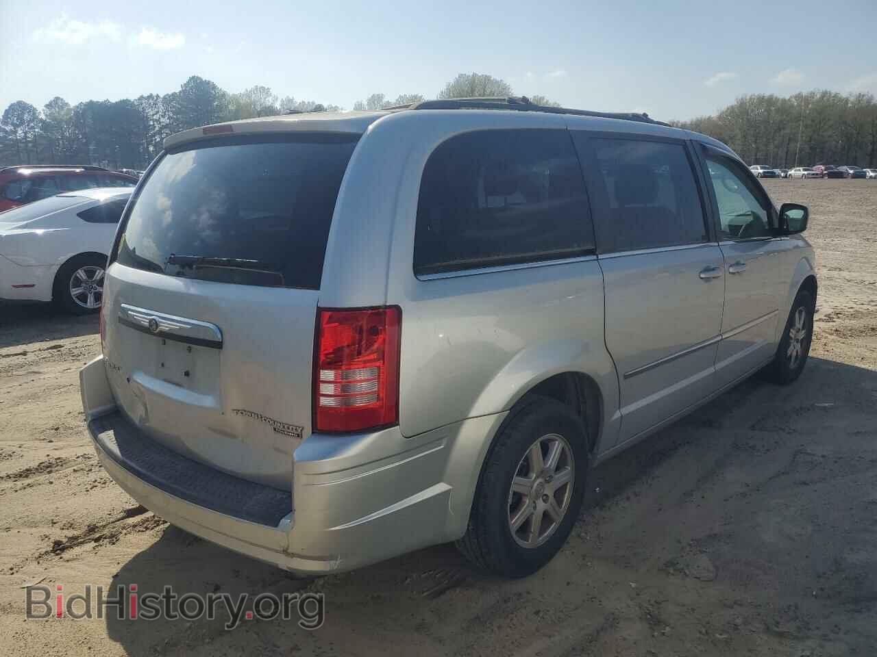 2010 CHRYSLER MINIVAN - VIN: 2A4RR5D10AR424227 - Фото 3