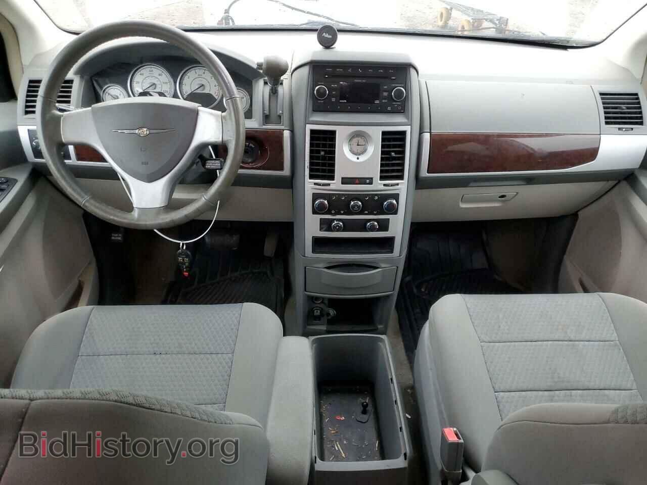 2010 CHRYSLER MINIVAN - VIN: 2A4RR5D10AR424227 - Фото 8