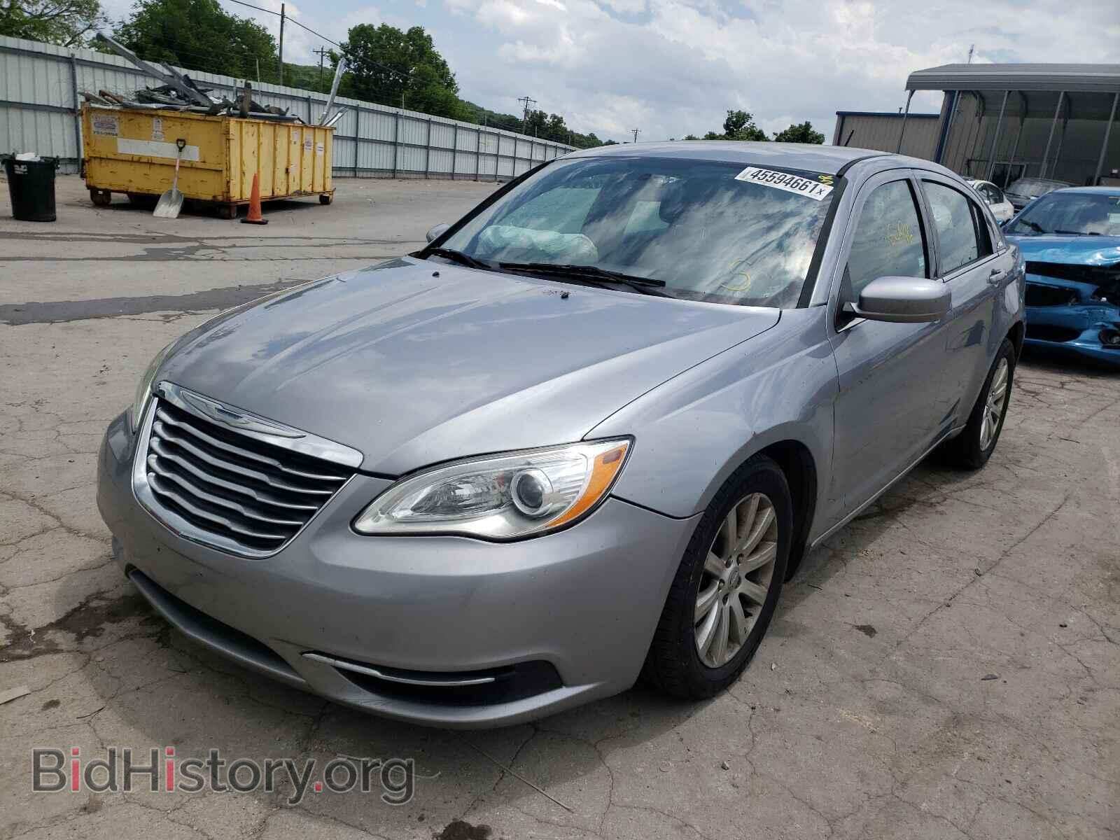 2013 CHRYSLER 200 - VIN: 1C3CCBBG7DN608069 - Фото 2